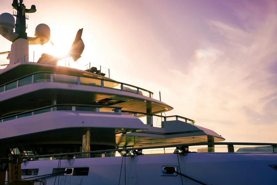 Yacht communications bridge